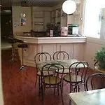 杜班布里特酒店