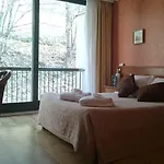 杜班布里特酒店 酒店