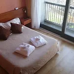 杜班布里特酒店