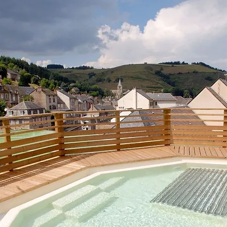 Brit Du Ban Отель