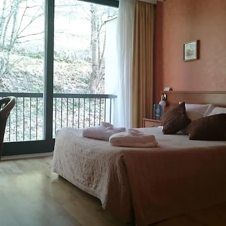 Brit Du Ban Отель