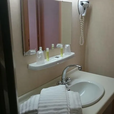 Brit Du Ban Отель