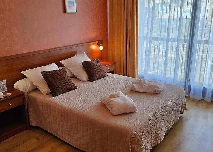 Brit Du Ban Отель 2*