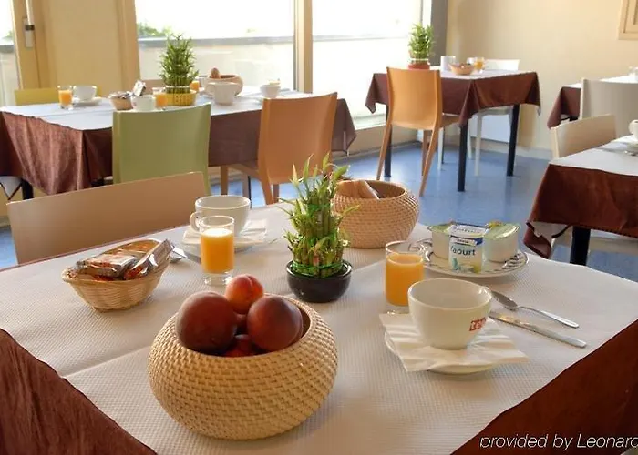 Hotell Brit Du Ban Chaudes-Aigues