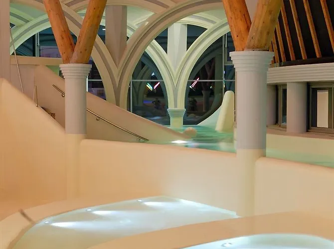 Отель Brit Du Ban 2*