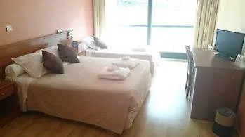 Отель Brit Du Ban