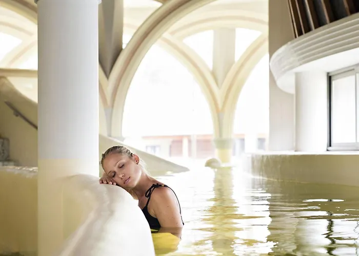 Hotell Brit Du Ban Chaudes-Aigues